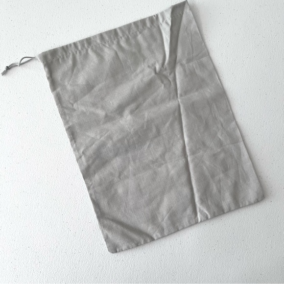Manolo Blahnik Dust Bag Gray - Picture 3 of 4